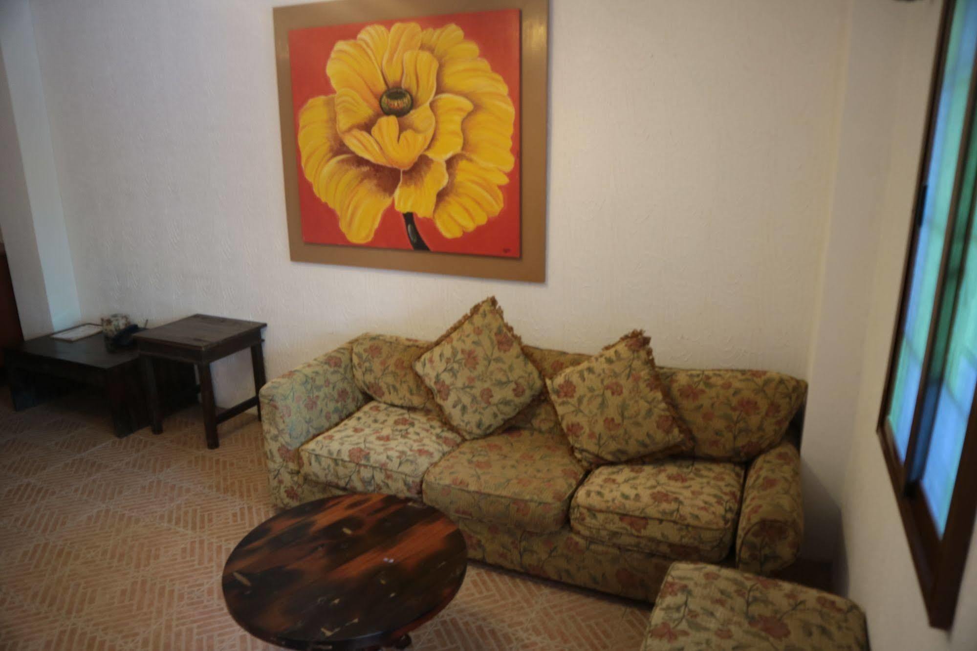 Hotel Casa La Granja à Iloilo Extérieur photo